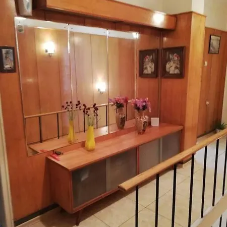 Cozy Maisonette Close To Center And Beach Daire *