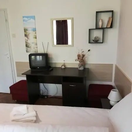 Cozy Maisonette Close To Center And Beach Burgaz